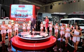 [VMS 2017] FUSO 'Dẫn lối thành công' tại Triển lãm Ô tô Việt Nam 2017