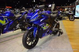Yamaha R15 V3 phong cách MotoGP sắp được bán ra