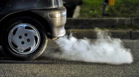 Nâng tiêu chuẩn khí thải đối với ô tô