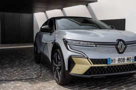 Cận cảnh Crossover điện Renault Megane E-Tech 2022