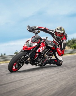 Ducati Hypermotard 950 RVE Limited bán ra từ cuối tháng 5, giới hạn chỉ 100 chiếc