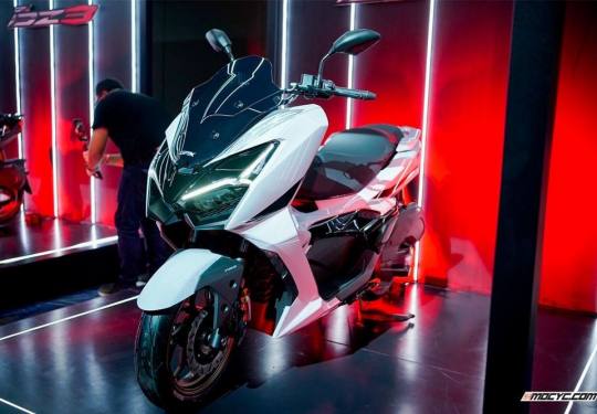 GPX DZ3 ra mắt, đối thủ cùng phân khúc của Honda SH, Air Blade, Vario ...
