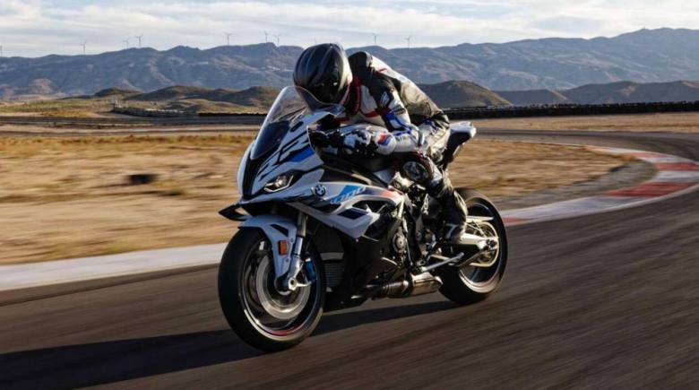 BMW Motorrad trình làng S1000RR 2023, hai phiên bản, giá bán chạm ngưỡng 770 triệu đồng