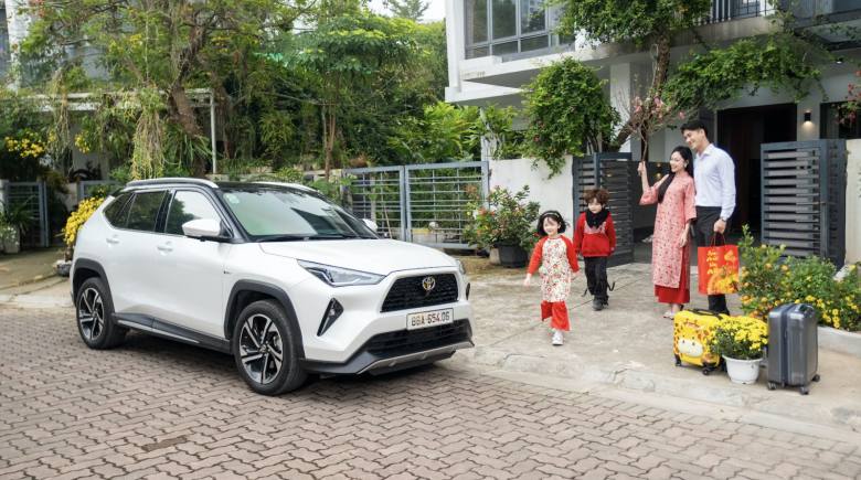 Mang Tết về nhà cùng Yaris Cross