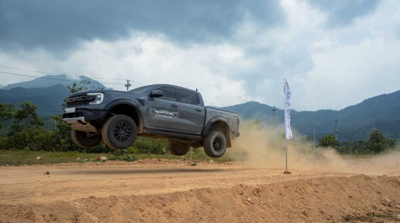 Ford Ranger Raptor – Hành trình tự do tràn cảm hứng