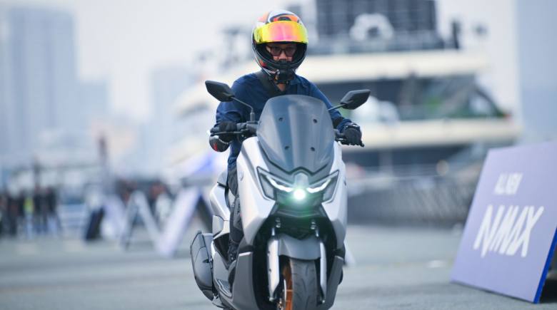 Kiểu tư thế ngồi đúng, giúp trải nghiệm lái mô tô thoải mái đường dài