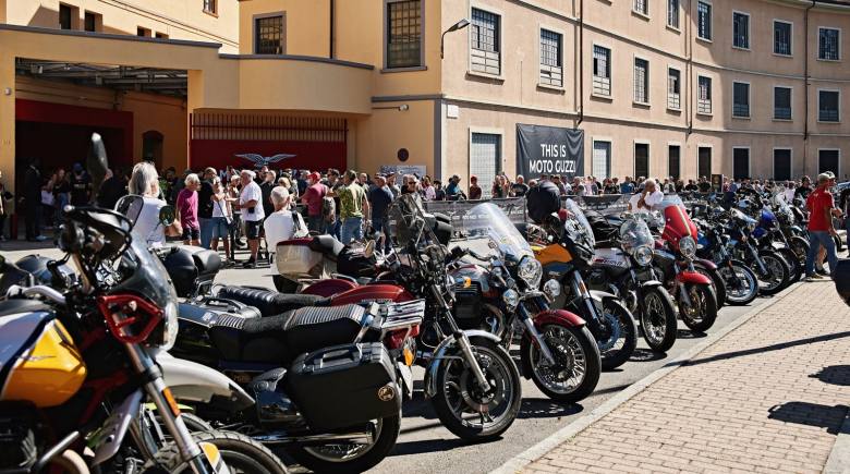 Hơn 60.000 người đổ về Italy dự Moto Guzzi World Days 2026