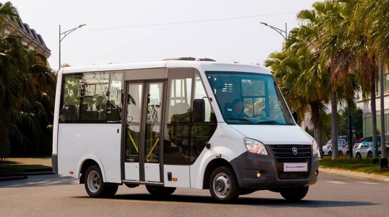 GAZ Việt Nam mang xe lắp ráp tại Đà Nẵng đến triển lãm ở Campuchia