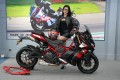 Italjet Dragster 700 Twin: Khi sức mạnh mô tô thể thao khoác lên hình hài xe tay ga
