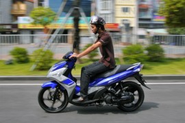 Vì sao Nouvo 2015 đột ngột giảm giá 2 triệu ?