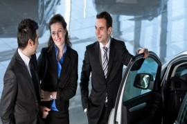 Mua ô tô mới đời cũ: Xe “ngon”, giá rẻ