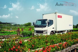 Mang sắc xuân Sa Đéc đến Sài Gòn cùng Fuso