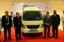 Xe tải nhẹ Tata Super Ace ra mắt tại Việt Nam