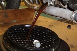 Điều gì xảy ra khi xe không được thay dầu?