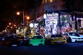 Choáng với dàn siêu xe tập hợp tại quận 7