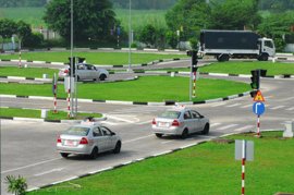 Từ năm 2016: Đào tạo, cấp bằng lái ô tô số tự động