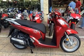 Honda SH300i 2015 vừa xuất hiện tại Việt Nam có giá hơn 300 triệu