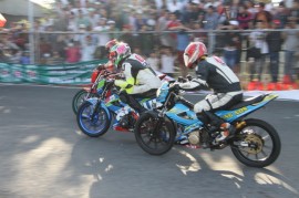 Kịch tính giải đua Suzuki Raider vòng 4 tại Trà Vinh