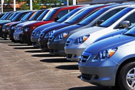 Tín dụng tiêu dùng tăng mạnh dồn vào cho vay mua ô tô