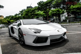 	Lamborghini Aventador giá 22,5 tỷ đồng bất ngờ xuất hiện tại Đà Nẵng
