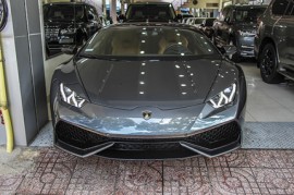 Thêm siêu xe Lamborghini Huracan cập cảng Sài Gòn