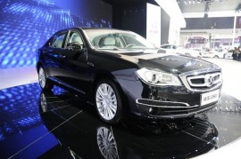 Công ty Trung Quốc làm xe dựa trên Mercedes E-Class đời cũ