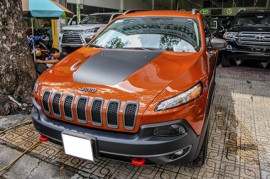 Hàng hiếm Jeep Cherokee Trailhawk đời mới tại Việt Nam