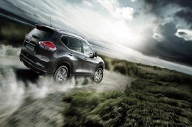 Nissan X-Trail 2017 có thêm động cơ Diesel 2.0, giá từ 870 triệu đồng tại Anh