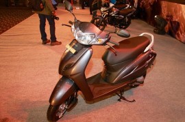 Honda đồng loạt giới thiệu 5 mẫu xe mới đời 2015 tại Ấn Độ