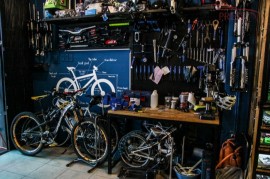 Chơi Tết, đến thử bike cafe