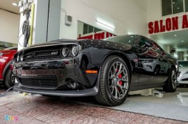 Chi tiết xe cơ bắp Challenger SRT 392 đầu tiên tại Việt Nam