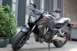 Honda CB650F 2015 đầu tiên vừa về Việt Nam