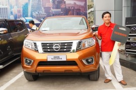 Nissan NP300 Navara 1 cầu số tự động giá 649 triệu tại Việt Nam