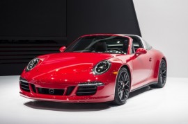 Porsche ra mắt 911 Targa 4 GTS và Cayenne Turbo S mới tại Triển lãm Detroit 2015