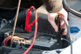 Cách khởi động khi xe bị chết Ắc-Quy
