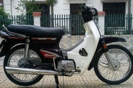 Honda Dream người bạn phượt đồng hành của khách tây