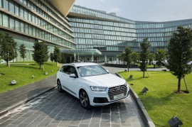 Audi Q3 và Audi Q7 có giá bán từ 1.6 tỷ đồng tại Việt Nam