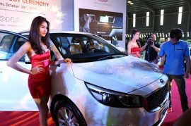 THACO ra mắt Kia Sedona và Mazda 2 CKD tại Việt Nam