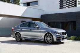 BMW 5-Series 2017 sẽ có giá bán từ 52.195 USD
