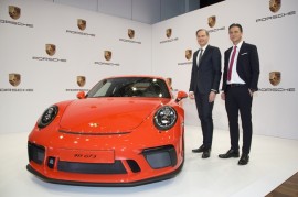 Doanh thu và lợi nhuận của Porsche tăng trưởng vượt bậc trong năm 2016