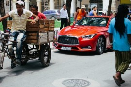 Mẫu xe Infiniti Q60 lần đầu tiên đến Cuba