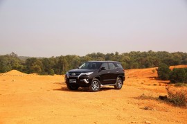 Toyota Việt Nam đạt doanh số bán hàng ấn tượng trong tháng 02 năm 2017