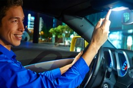 Những thói quen khiến ắc quy nhanh hỏng, mau hết điện