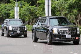 Bốn chiếc Cadillac The Beast limousine của tổng thống Mỹ đến Việt Nam