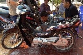 Honda Dream 125 2016 đầu tiên về tới Việt Nam