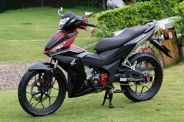 Honda Winner với 15 phụ kiện Endurance