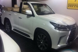 Lexus LX570 mui trần có giá bán ra khoảng 7,8 tỷ tại Trung Đông