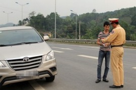 Những lỗi tài xế Việt thường xuyên tranh cãi với CSGT