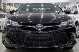 Toyota Camry nhập khẩu có giá bán khoảng 1,9 tỷ đồng