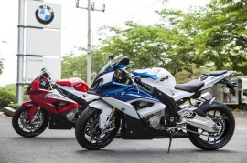 BMW S1000RR 2015 chính hãng đã có mặt tại Việt Nam